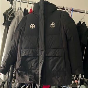 lululemon Team Canada 22 Down Jacket